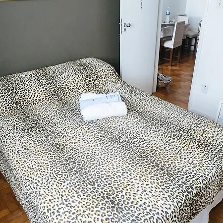 Felipe de Oliveira Apartment-3